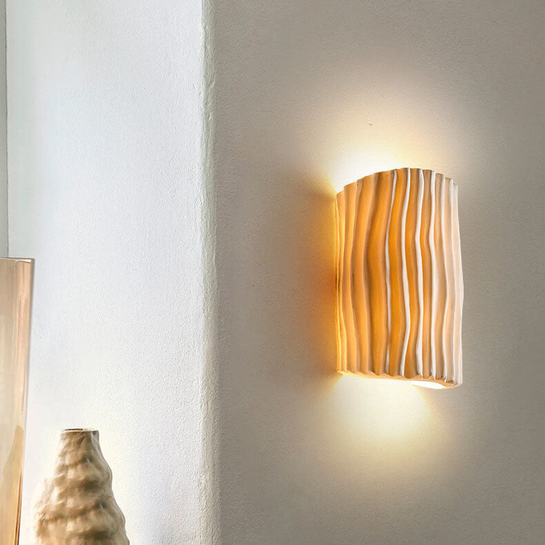 Nordic Design Resin Striped Half Cylinder 2-Light Wall Sconce for Living Room