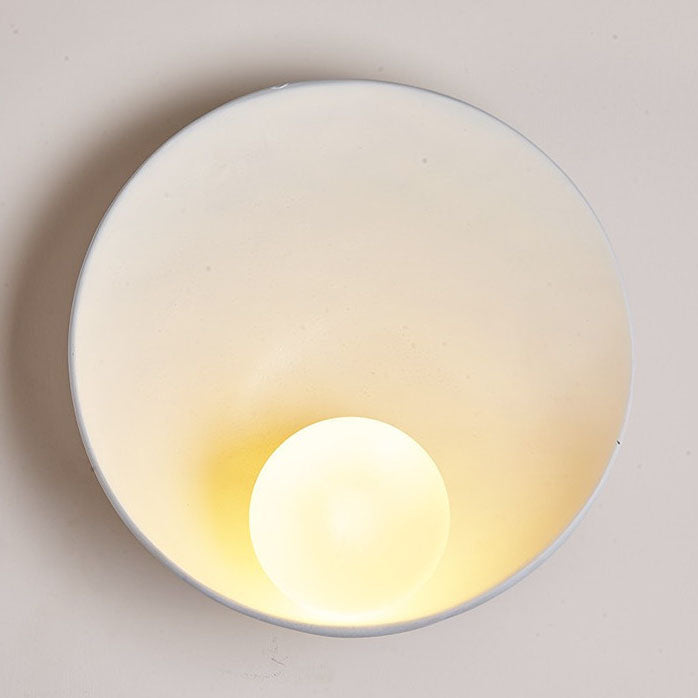 Contemporary Black Round Iron Resin Wall Sconce Light for Entryway