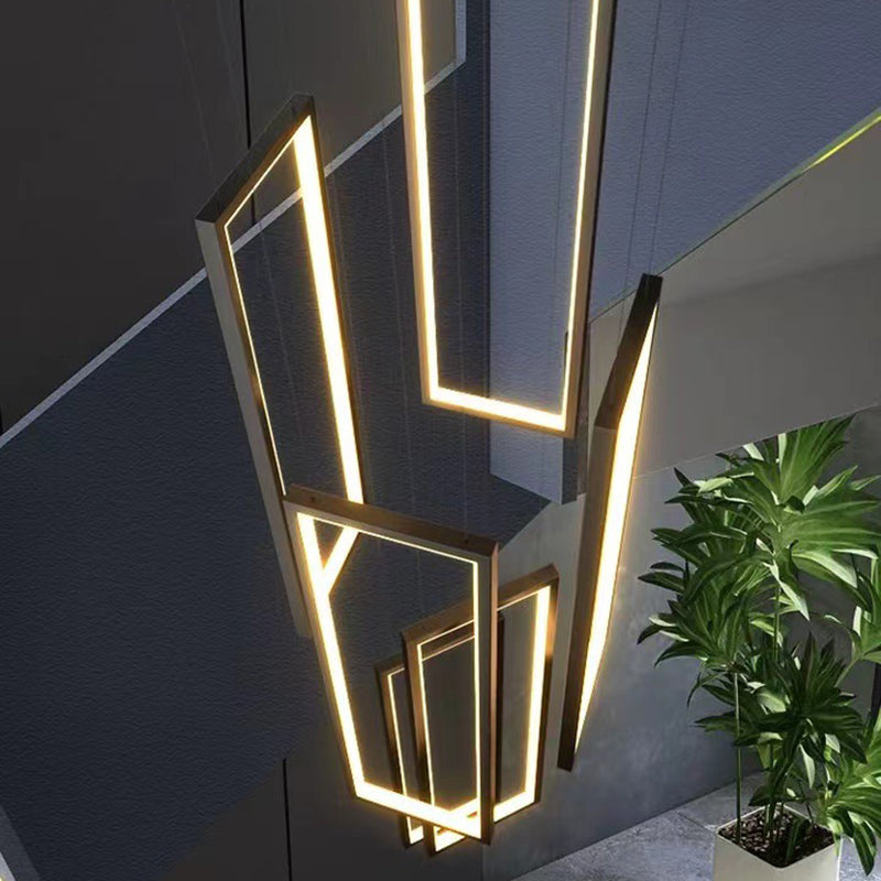 Sleek Black Minimalist Iron and Aluminum LED Chandelier for Stairway