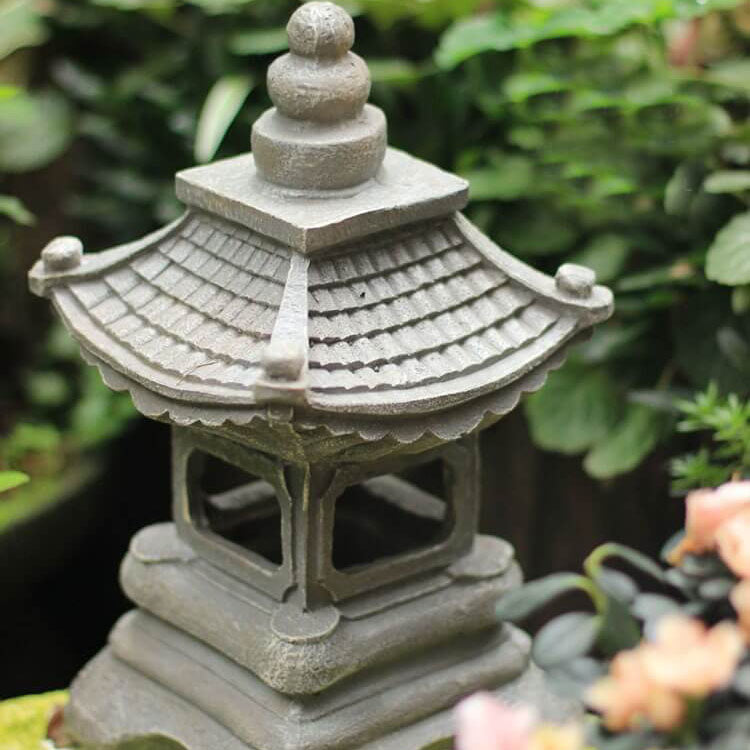 Japanese Zen Waterproof Stone Pagoda LED Garden Accent Light