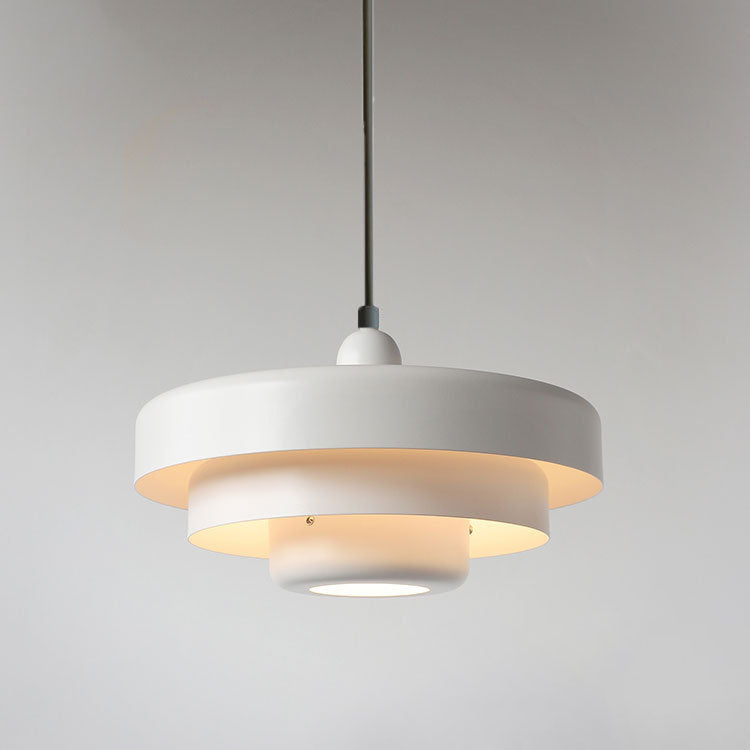 Nordic Vintage Round Metal Pendant Light Fixture for Living Room Decor