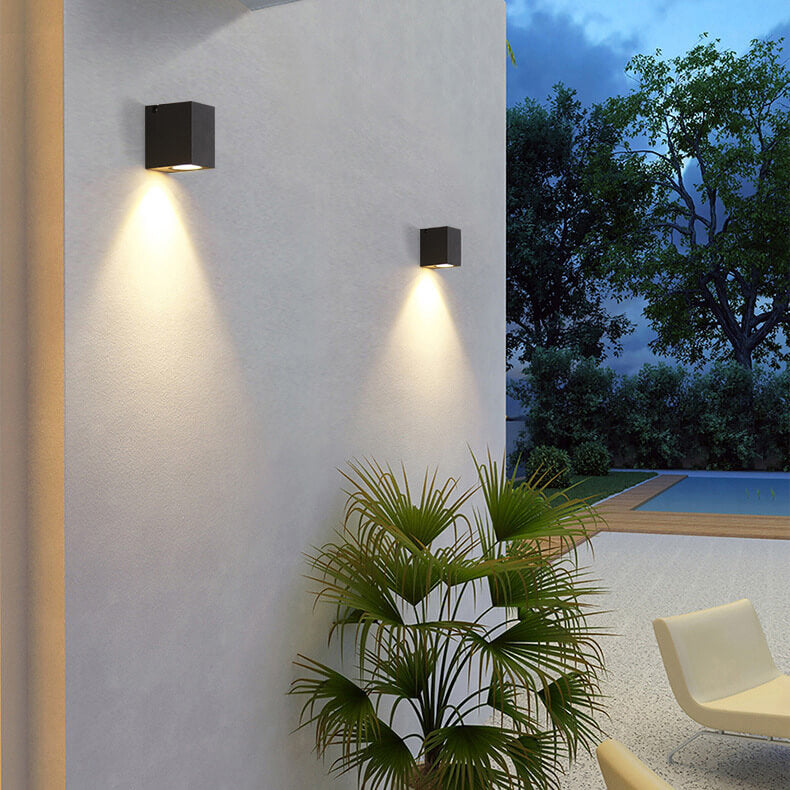 Adjustable Modern Black Square LED Outdoor Spotlight Wall Lamp for Garden
