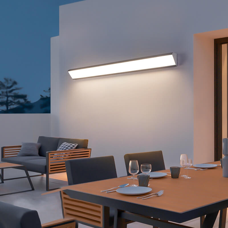Sleek Black Aluminum LED Wall Sconce Lamp for Indoor Outdoor Use