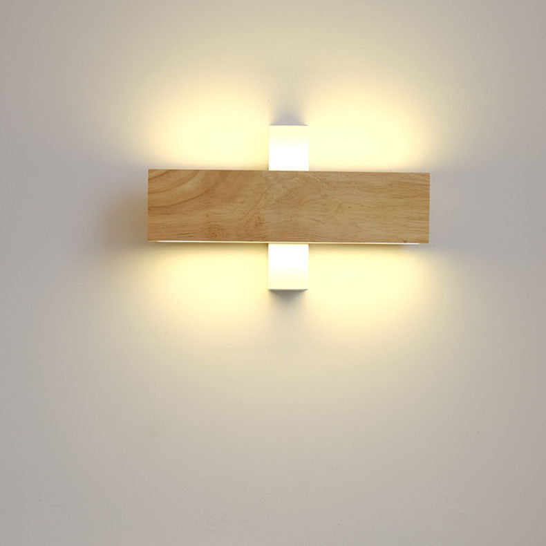 Nordic Style Rotatable Solid Wood LED Wall Sconce for Contemporary Spaces