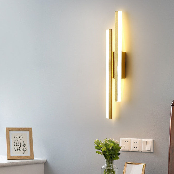 Sleek Black Iron Acrylic LED Wall Sconce Lamp for Contemporary Spaces