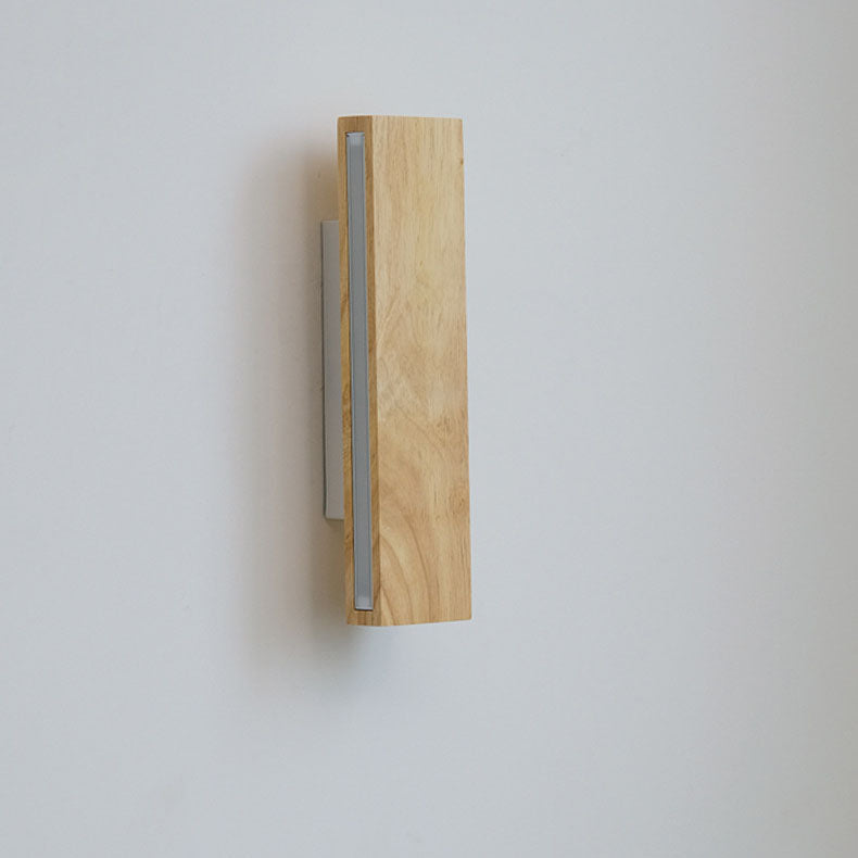 Nordic Style Rotatable Solid Wood LED Wall Sconce for Contemporary Spaces