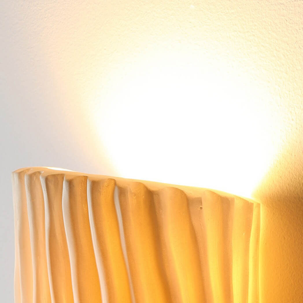 Nordic Design Resin Striped Half Cylinder 2-Light Wall Sconce for Living Room