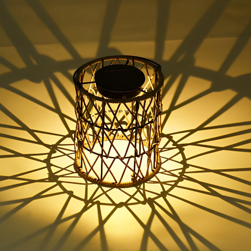 Waterproof Rattan Solar Garden Lantern Light for Outdoor Patio Décor