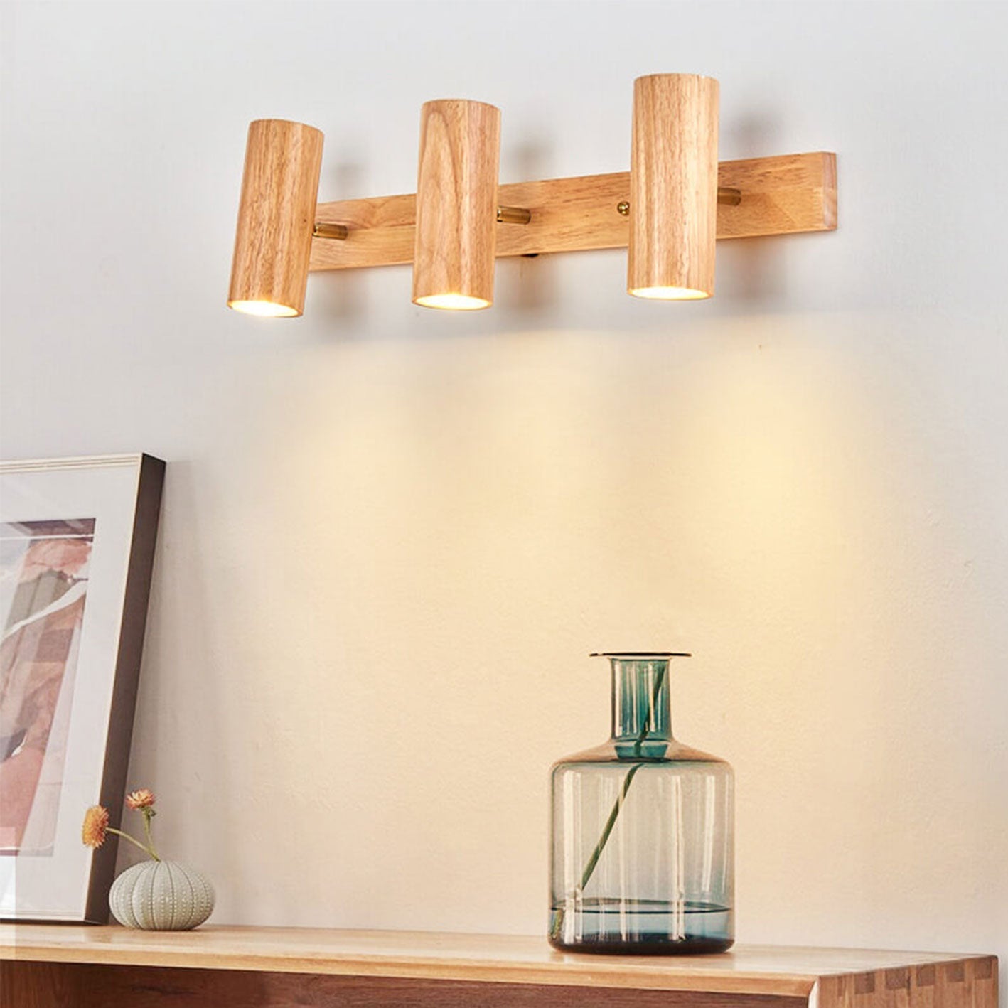 Sleek Minimalist Wooden Track Wall Sconce Lamp for Modern Living Spaces