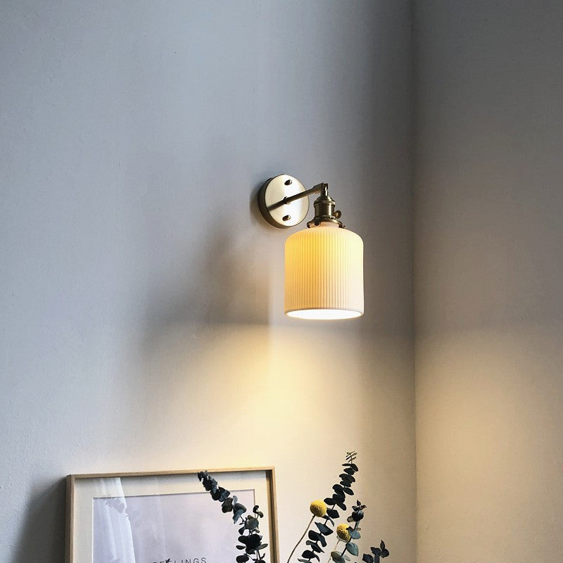 Retro Minimalist Brass and Lucite Oval Wall Sconce for Elegant Spaces