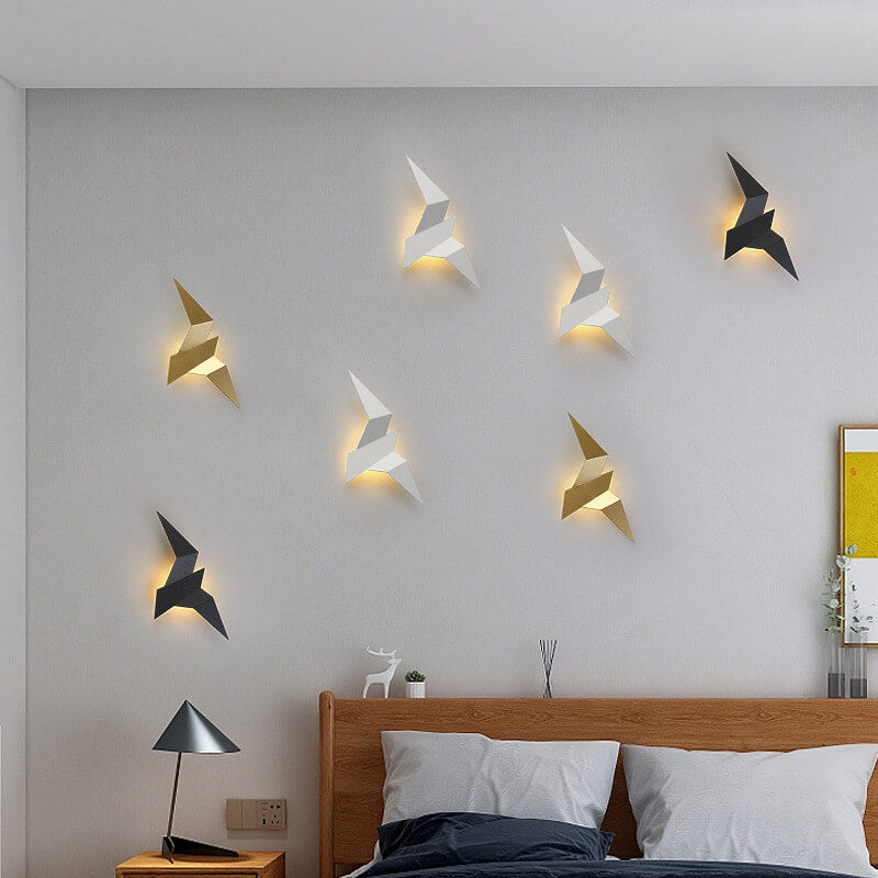 Modern Artistic Bird-Inspired Metal LED Wall Sconce for Living Room