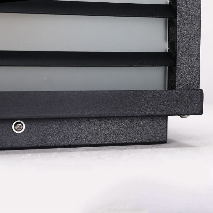 Sleek Black Solar-Powered Aluminum LED Post Light for Garden Landscape