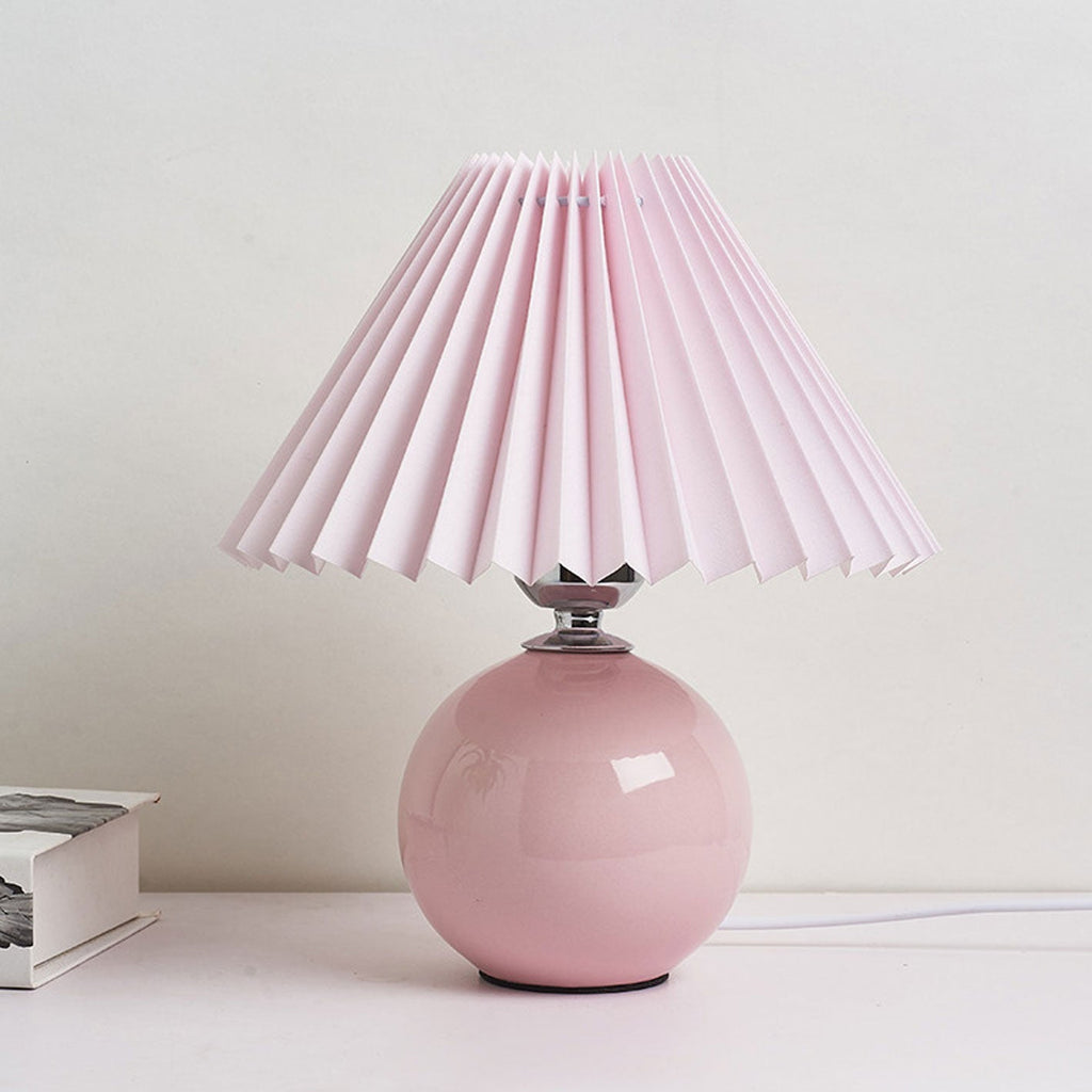 Nordic Minimalist White Ceramic Pleated Table Lamp for Bedroom Desk