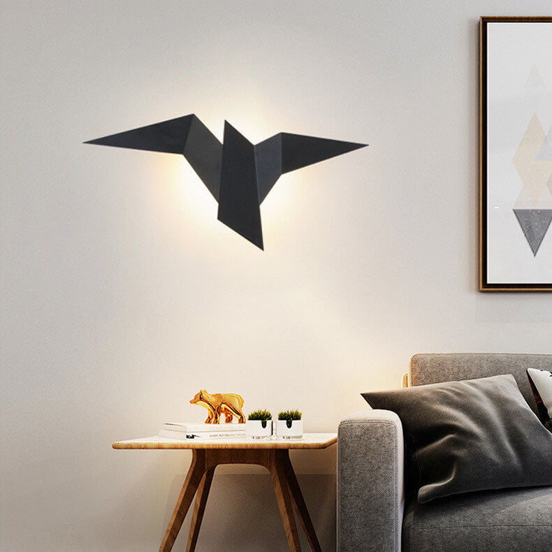 Modern Artistic Bird-Inspired Metal LED Wall Sconce for Living Room