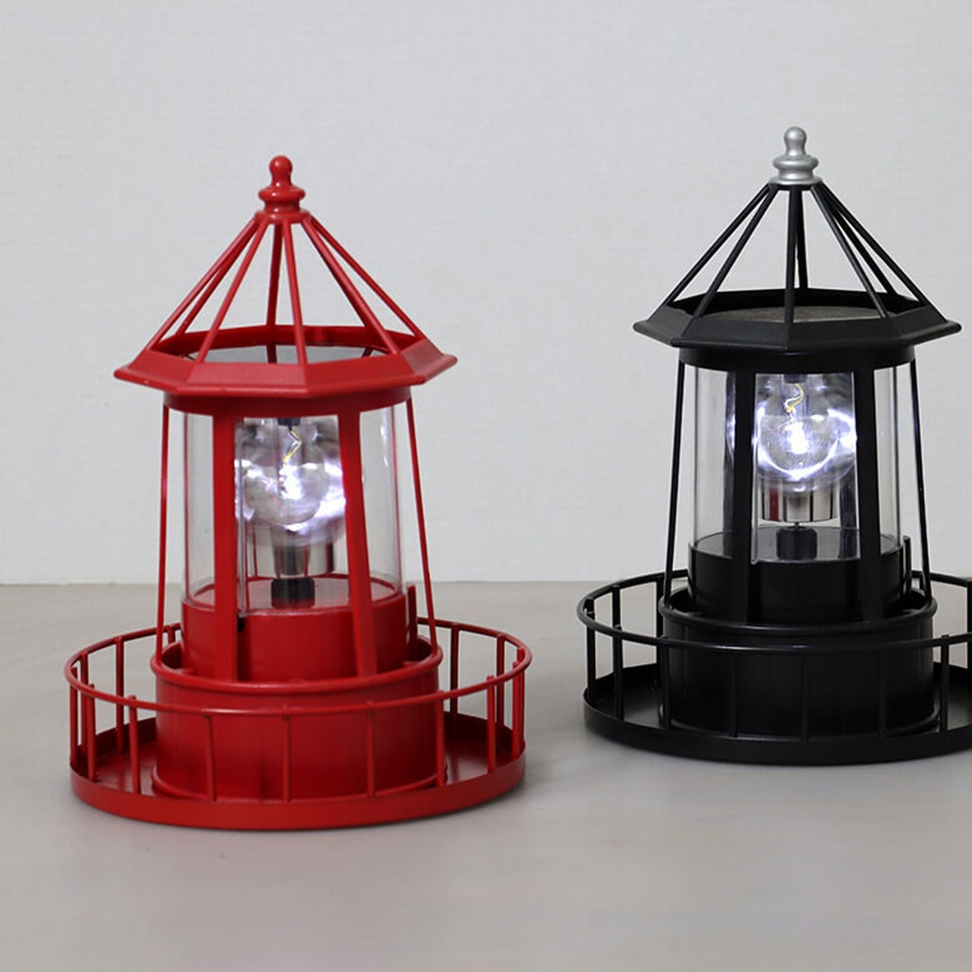 Colorful Solar-Powered Rotating Resin Garden LED Light for Outdoor Decor