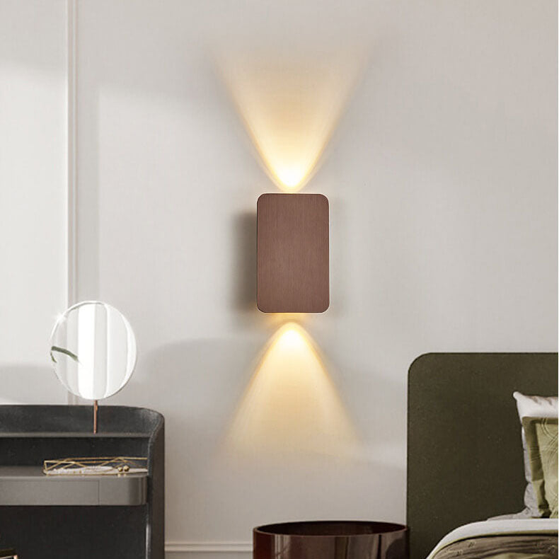 Sleek Aluminum Rectangular LED Wall Sconce Light for Modern Interiors