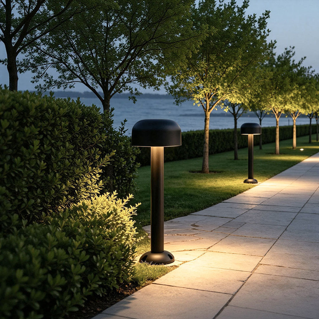 Colorful LED Mushroom-Shaped Outdoor Garden Pathway Lights, Plastic Fixtures