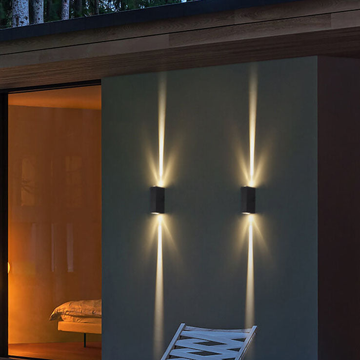 Sleek Black Aluminum Rectangular LED Outdoor Wall Sconce for Patios