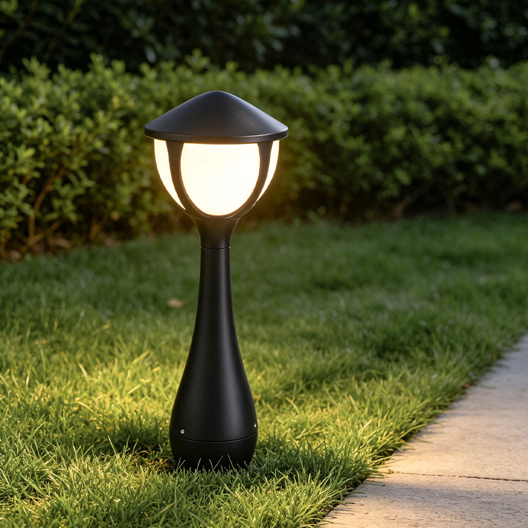 Stylish Black Metal LED Bollard Path Lights for Outdoor Landscape Lighting
