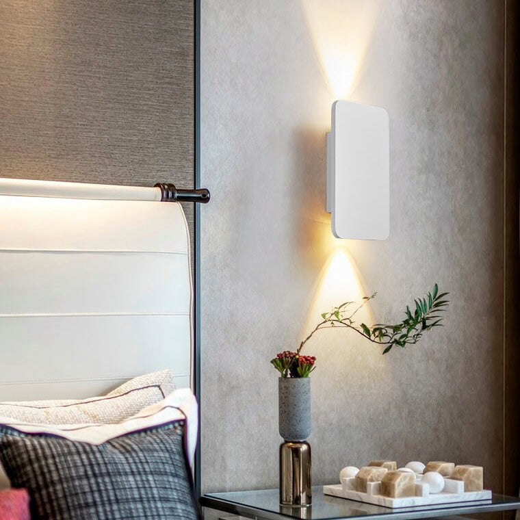 Sleek Aluminum LED Wall Sconce Lamp for Nordic Minimalist Interiors