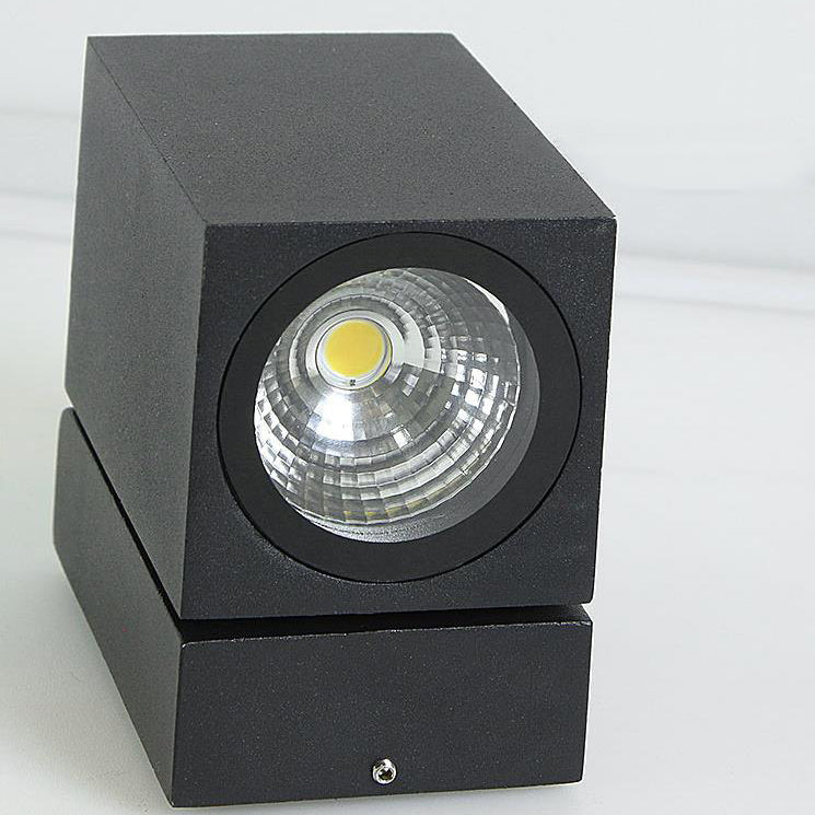 Adjustable Modern Black Square LED Outdoor Spotlight Wall Lamp for Garden