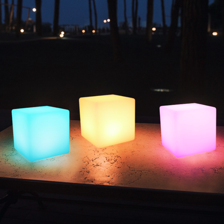 Geometric White Battery-Powered LED Table Lamp for Bedroom Decor