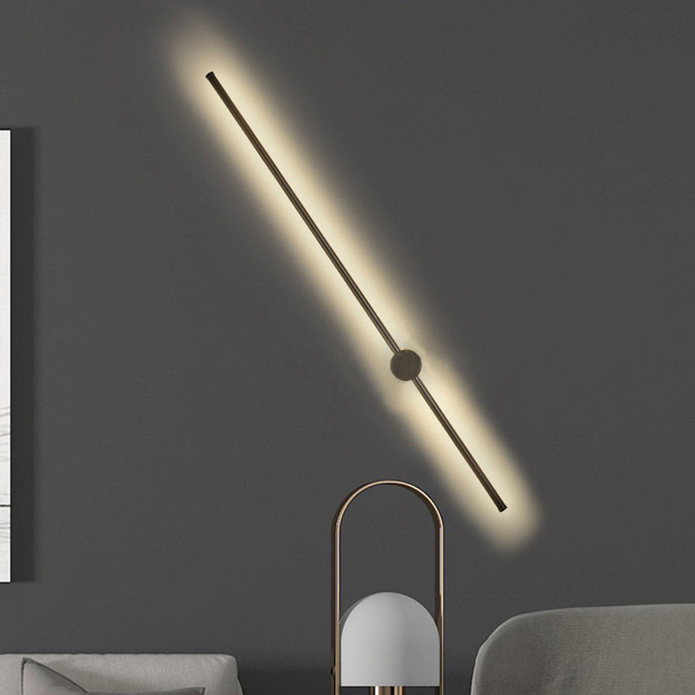 Stylish Minimalist Silver Aluminum LED Wall Sconce for Living Room Lighting