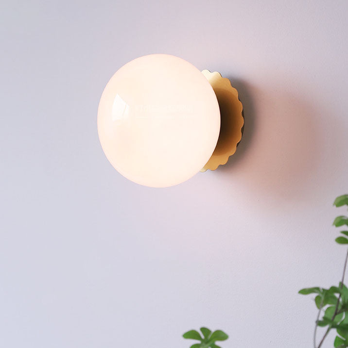 Rustic Industrial Black Iron and Glass Round Wall Sconce Lamp for Hallway