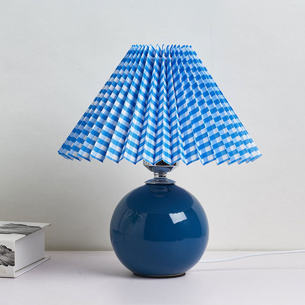 Nordic Minimalist White Ceramic Pleated Table Lamp for Bedroom Desk