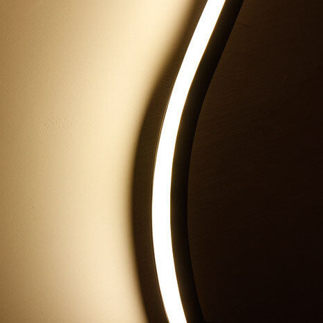 Sleek Silver Aluminum Snake Shaped LED Wall Sconce for Modern Decor