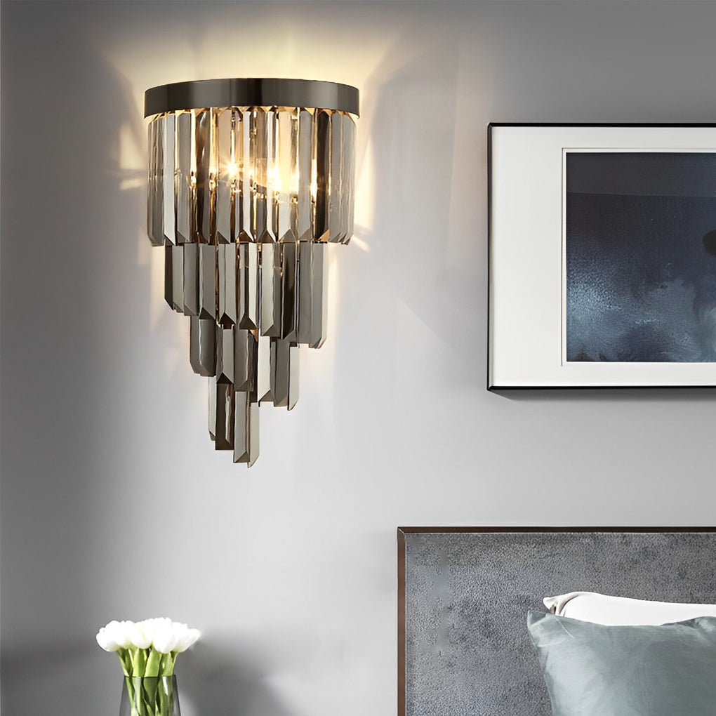 Post-Modern Clear Crystal and Metal LED Wall Lamp for Living Room