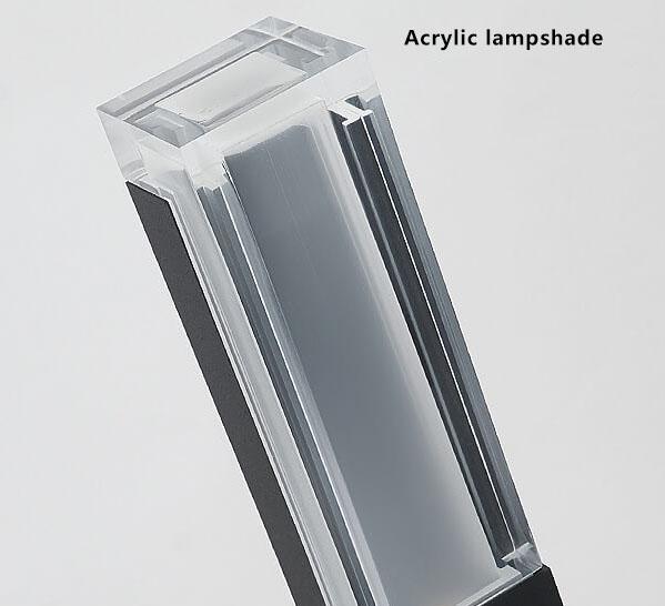 Stylish Acrylic LED Outdoor Waterproof Garden Light Column in White