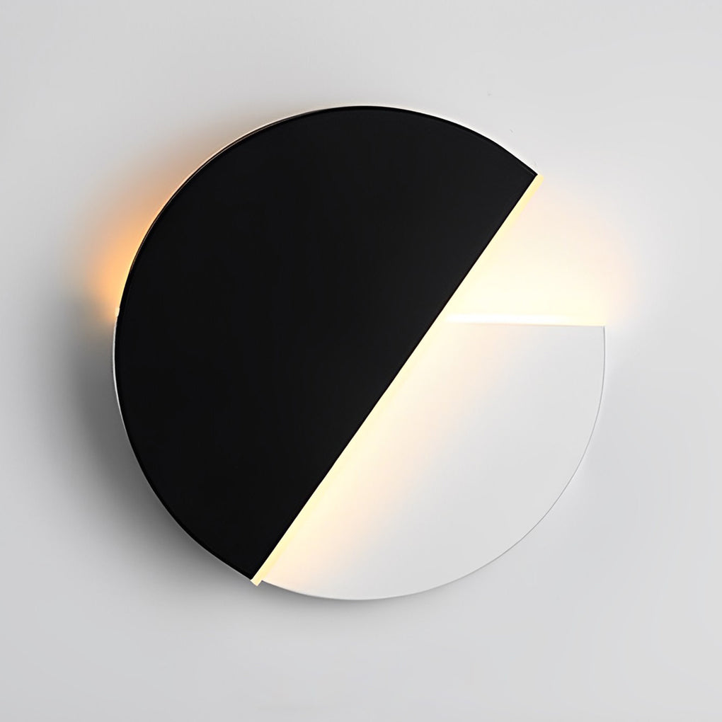 Modern Black Nordic 350° Rotatable LED Wall Sconce for Living Room