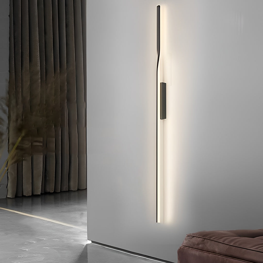 Sleek Black Linear LED Wall Sconce Light for Modern Home Decoration