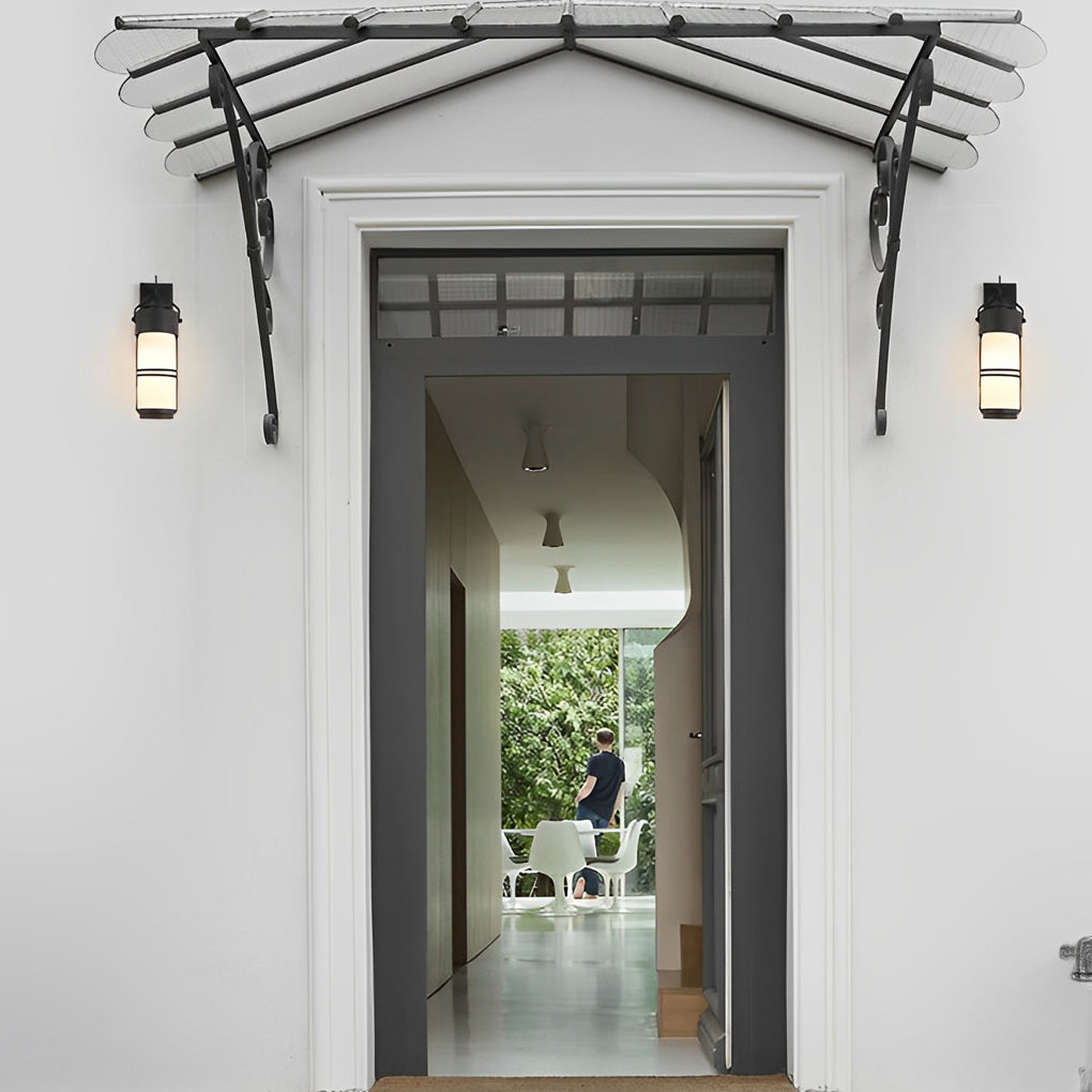 Rustic Black Waterproof American-Style Wall Lantern for Outdoor Use