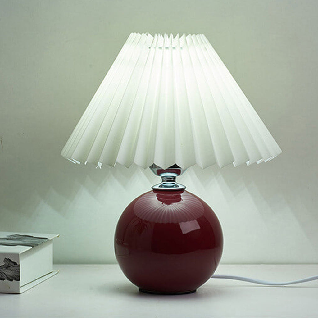 Nordic Minimalist White Ceramic Pleated Table Lamp for Bedroom Desk
