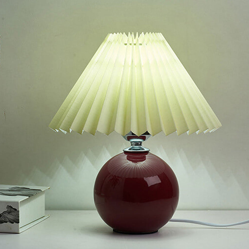 Nordic Minimalist White Ceramic Pleated Table Lamp for Bedroom Desk