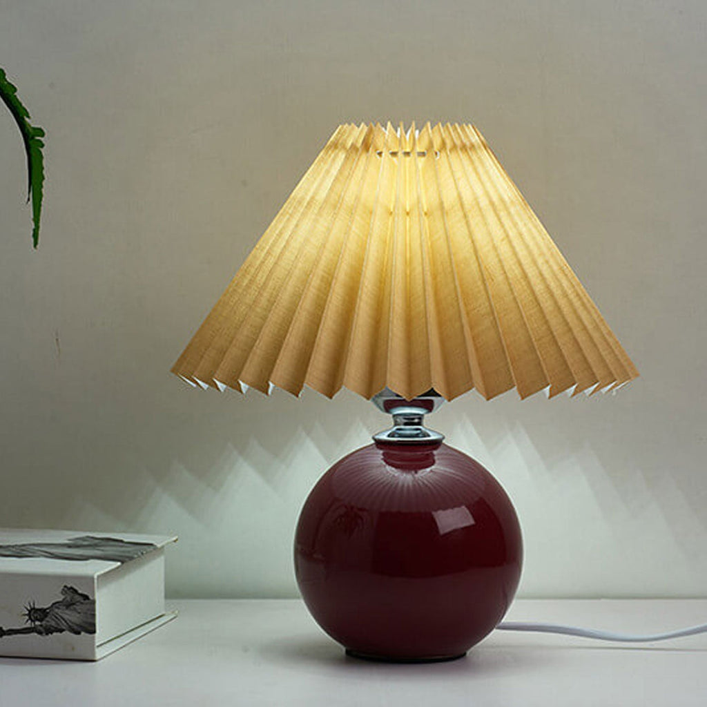 Nordic Minimalist White Ceramic Pleated Table Lamp for Bedroom Desk