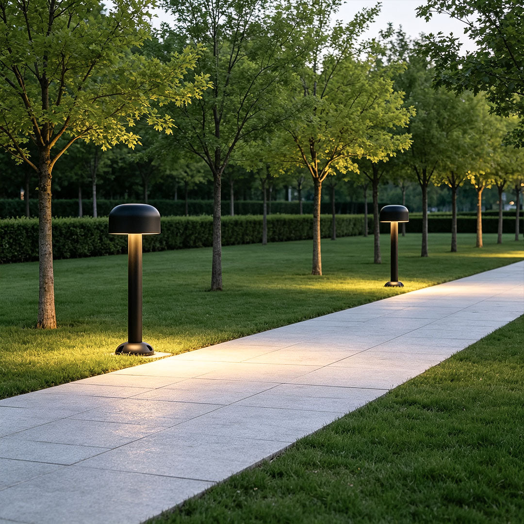 Colorful LED Mushroom-Shaped Outdoor Garden Pathway Lights, Plastic Fixtures