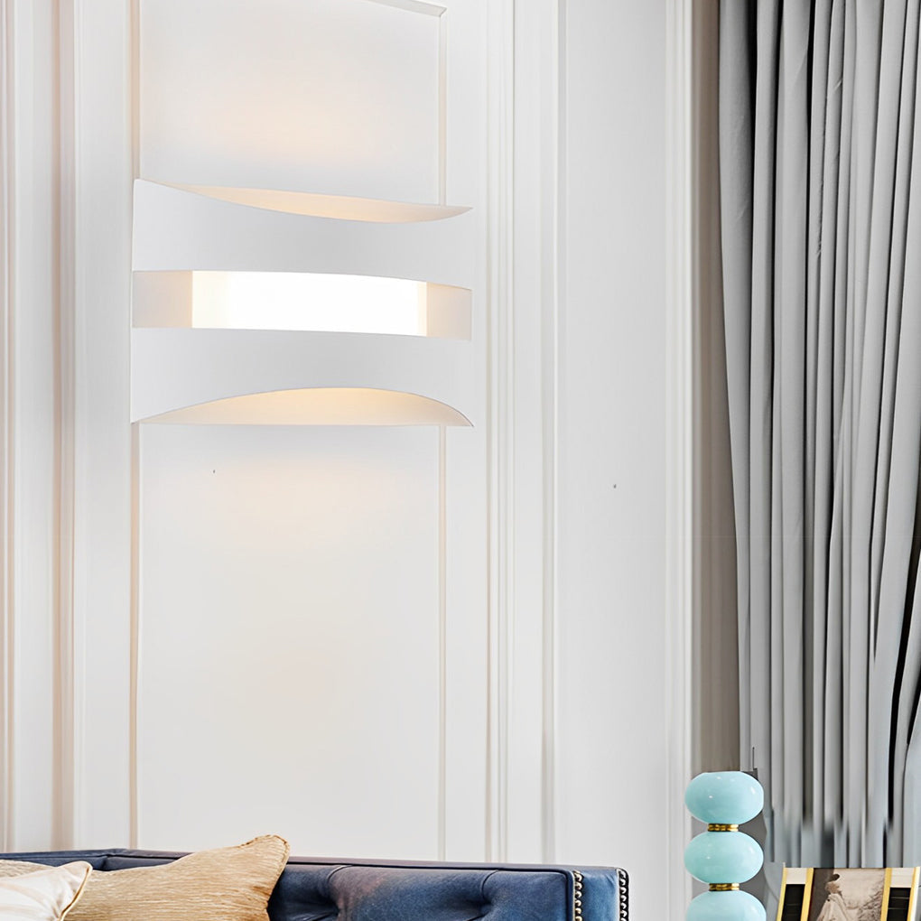 Minimalist Nordic Rectangular LED Wall Sconce in Sleek White for Bedroom