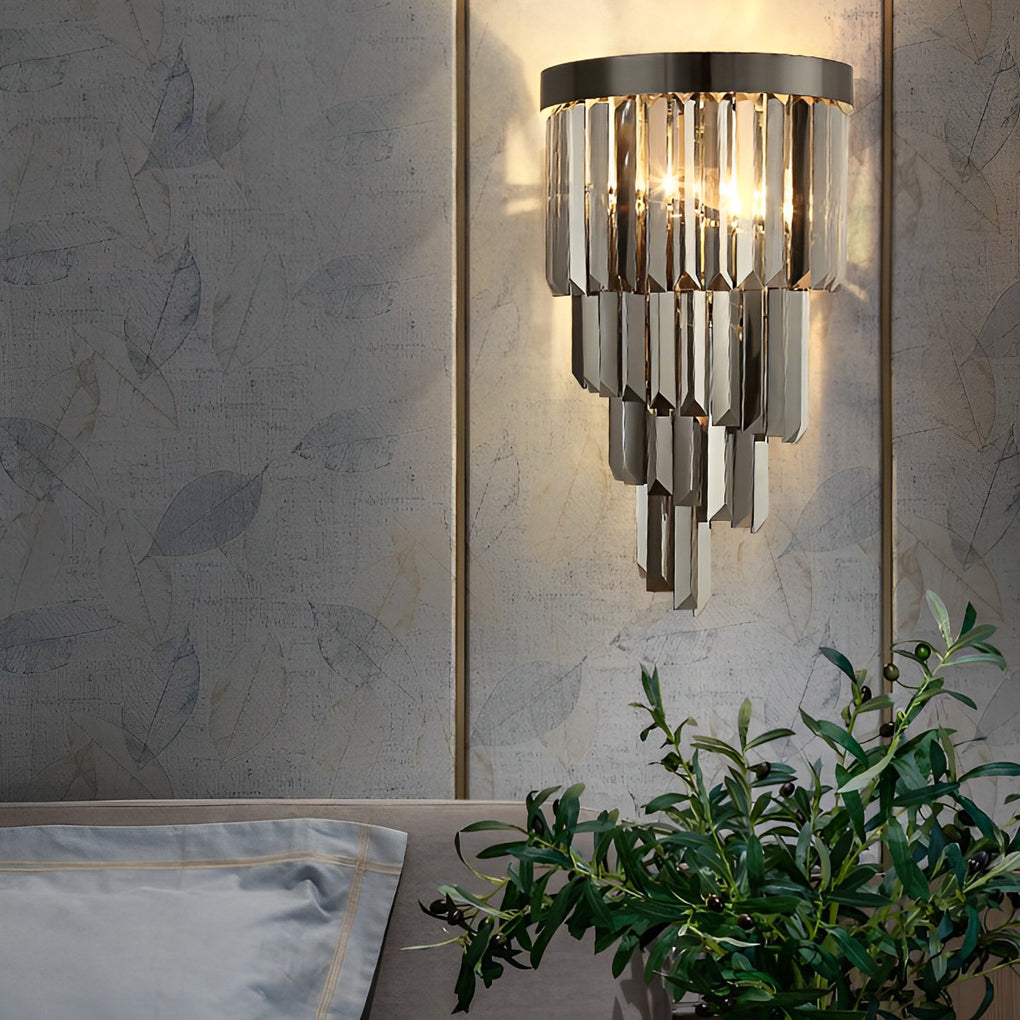 Post-Modern Clear Crystal and Metal LED Wall Lamp for Living Room