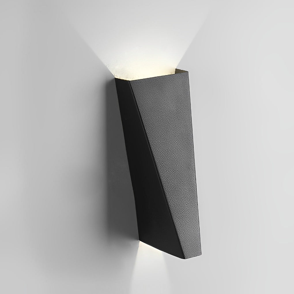 Stylish Waterproof Nordic 10W LED Up & Down Wall Lamp for Indoors