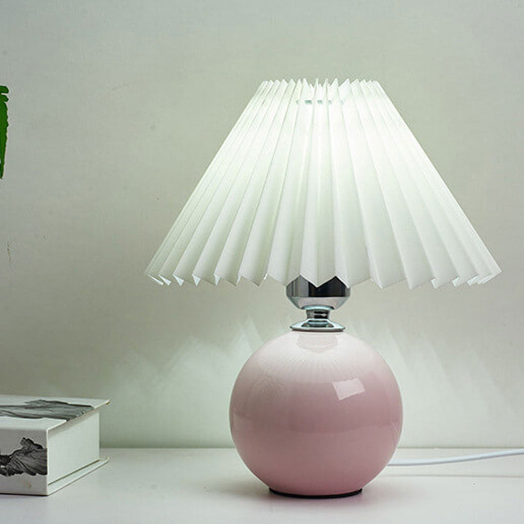 Nordic Minimalist White Ceramic Pleated Table Lamp for Bedroom Desk