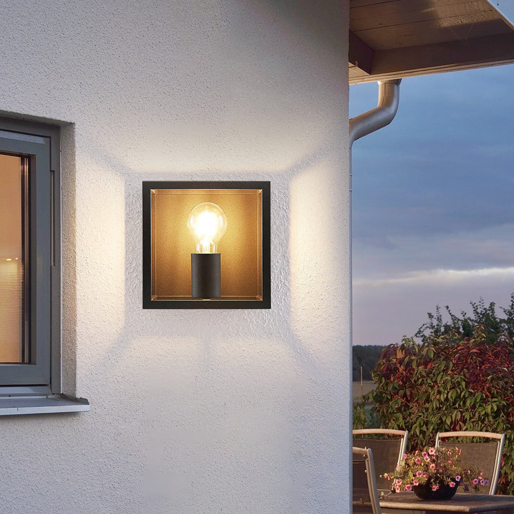 Modern Square Frame Black Wall Sconce - Stylish Lighting for Hallway