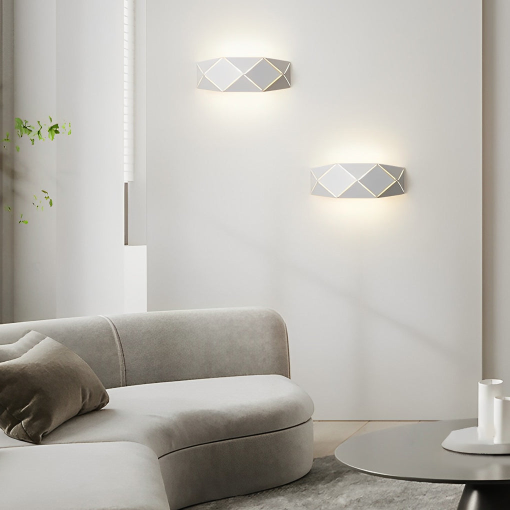 Modern Geometric Black Iron and Acrylic Wall Lamp for Living Room