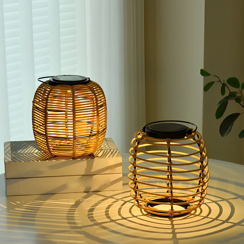 Waterproof Rattan Solar Garden Lantern Light for Outdoor Patio Décor