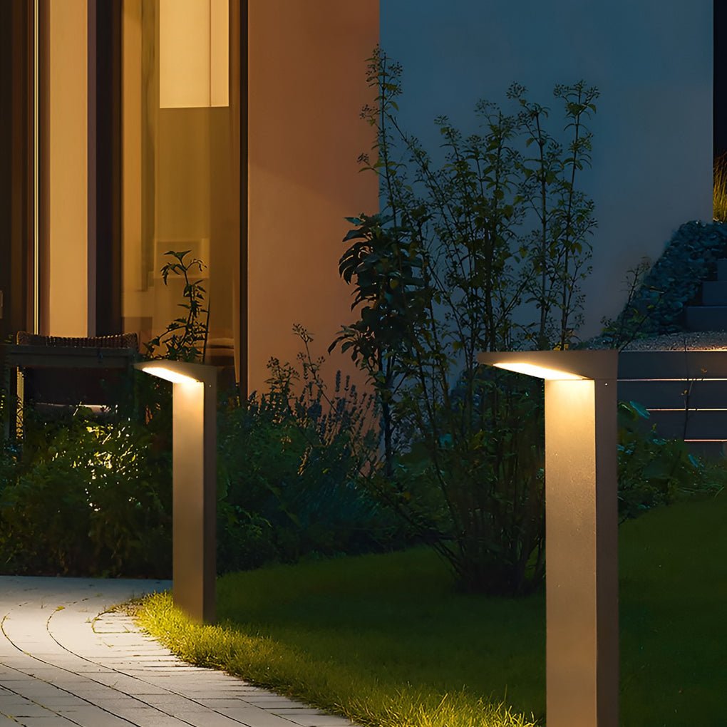 Modern Low Voltage Solar LED Bollard Light for Outdoor Landscaping