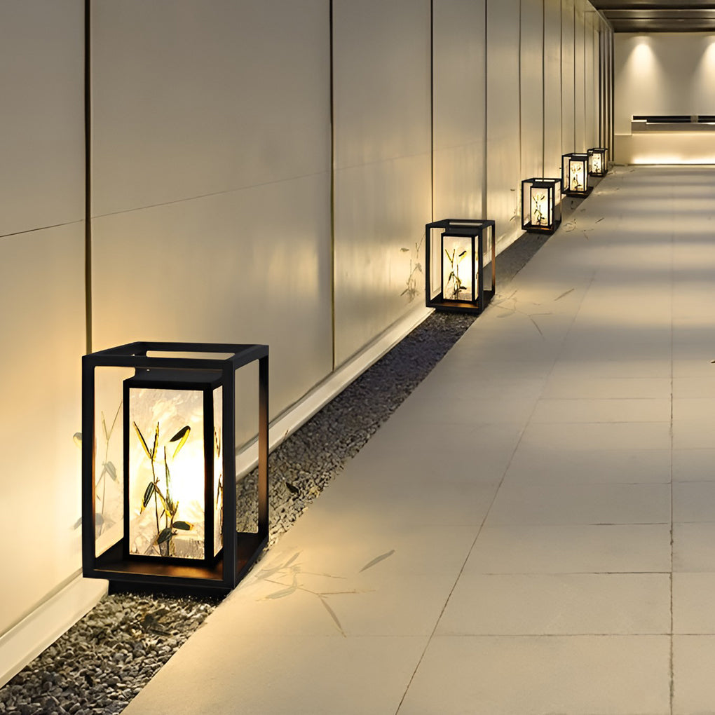 Decorative Solar LED Pathway Lights in Elegant Landscape Design for Gardens