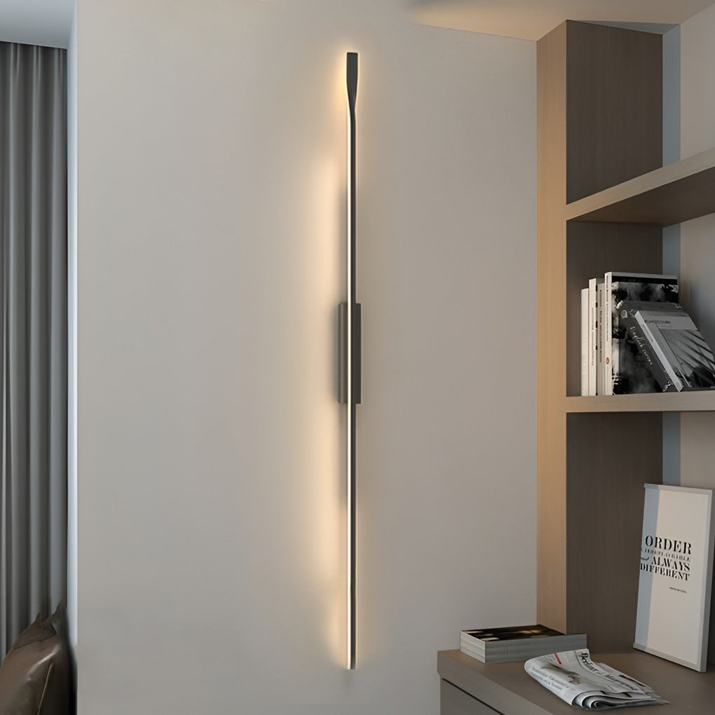 Sleek Black Linear LED Wall Sconce Light for Modern Home Decoration