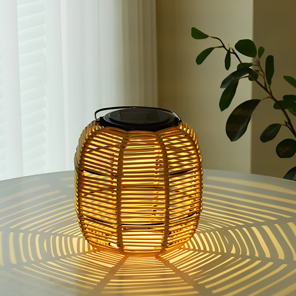 Waterproof Rattan Solar Garden Lantern Light for Outdoor Patio Décor